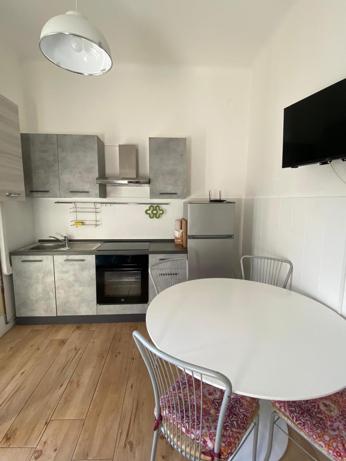 Apartamento Domus vicina al Centro Storico Pavía Exterior foto