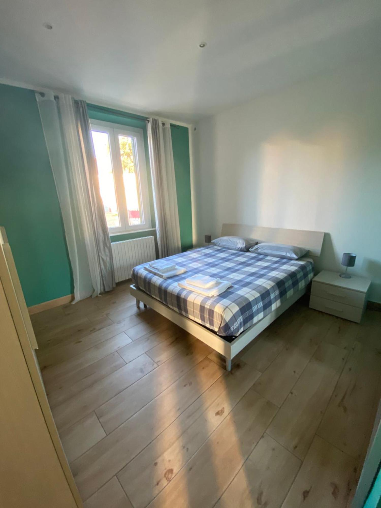 Apartamento Domus vicina al Centro Storico Pavía Exterior foto